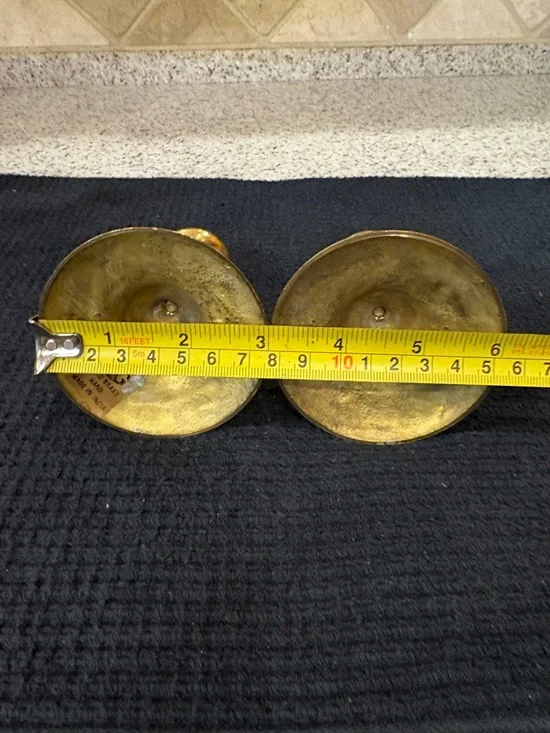 Vintage brass candlestick holders (bow/ribbon) - Picture 8 of 10